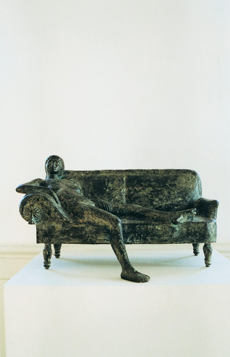 Sofa, 1974, Bronze, 27 x 48 x 20 cm, eigenes Foto