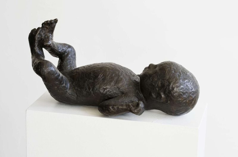 Säugling, 1967, Bronze, 23 x 46 x 23 cm, Foto Kirstine Mengel