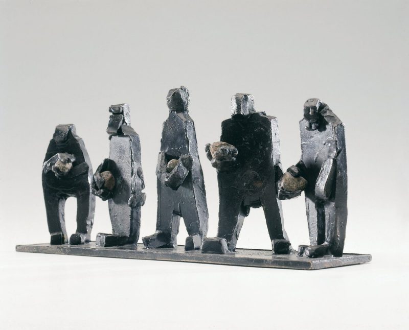 Den der er uden synd. Johs 8 7 1992 bronze h 12 cm