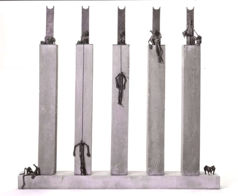 Uden titel 1991 bronze og beton 140 x 155 x 25 cm Udstillet paa Biennalen i Sao Paolo 1991
